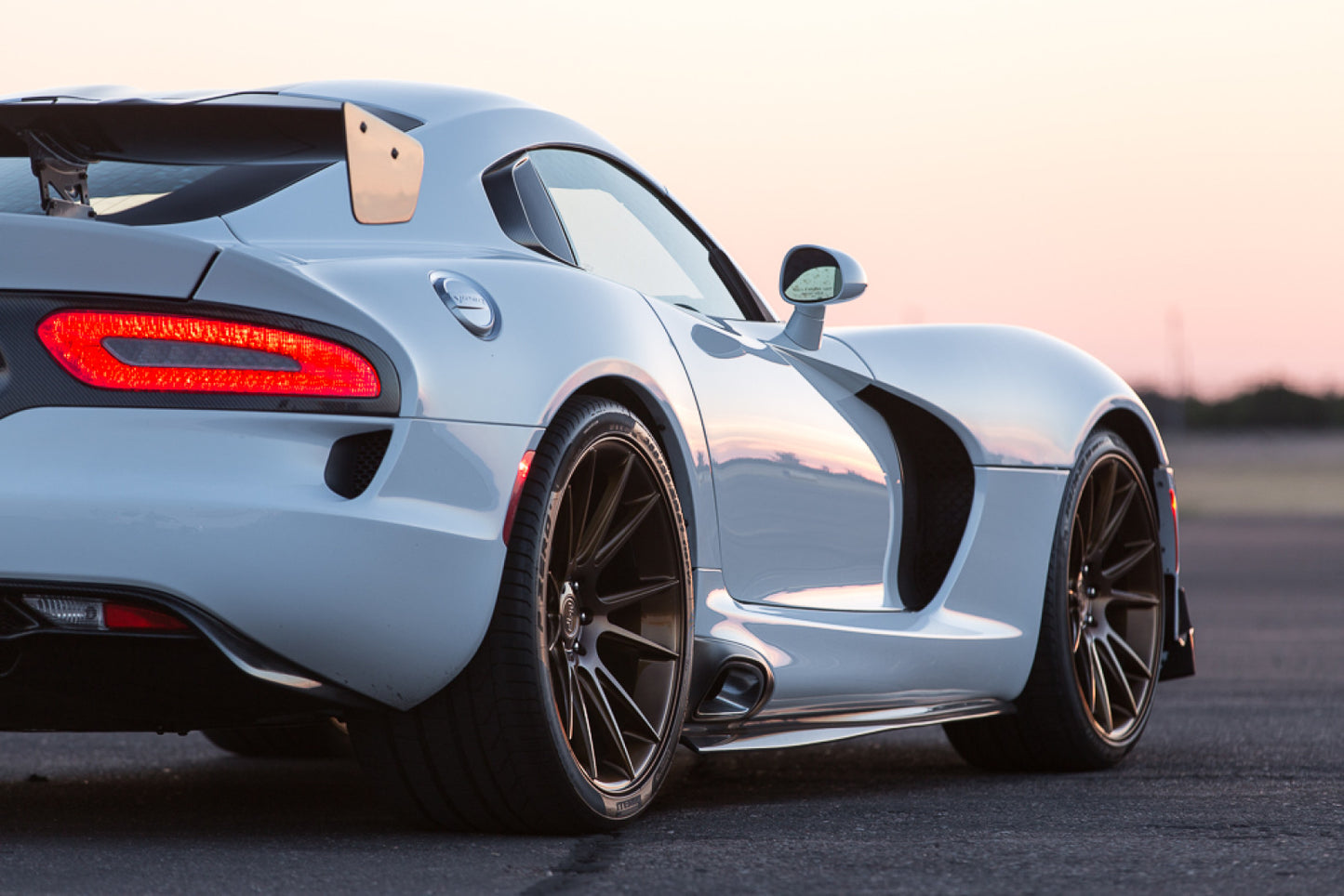 VR Aero Carbon Fiber Aggressive Style Rear Diffuser SRT Viper 2013-2017