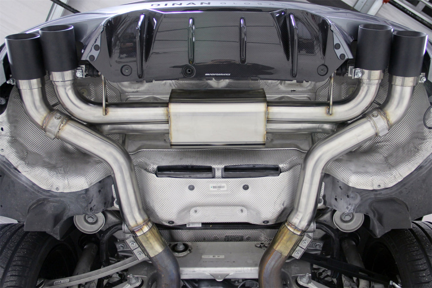 Dinan Free Flow Axle-Back Exhaust - 2018-2019 BMW M5
